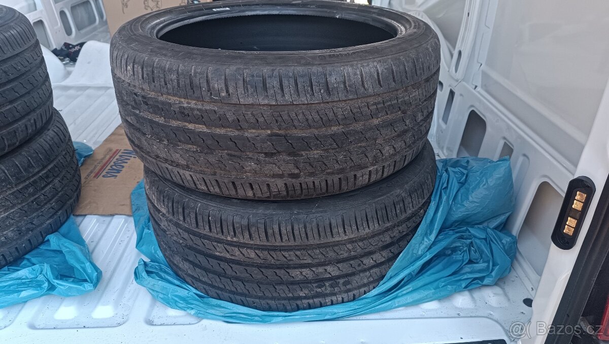 Barum Bravuris5 225/40 R18 4 ks letní zánovní