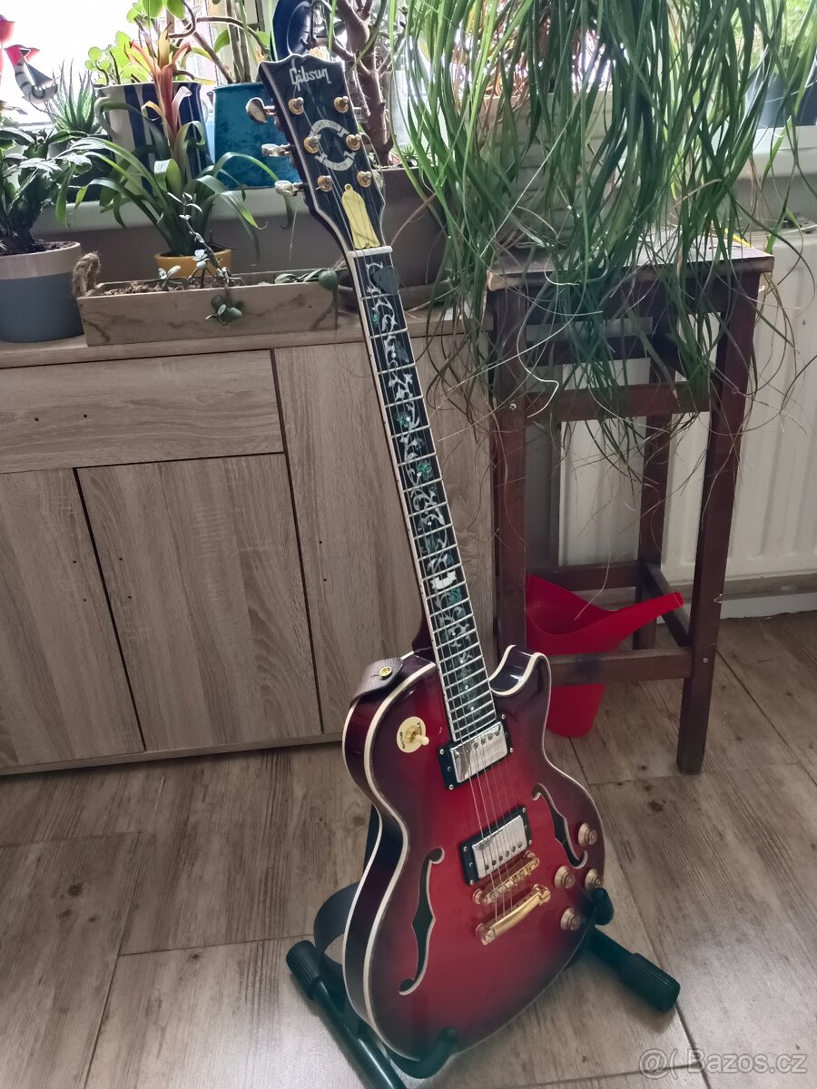 holowbody Epiphon lespaul el.kytara