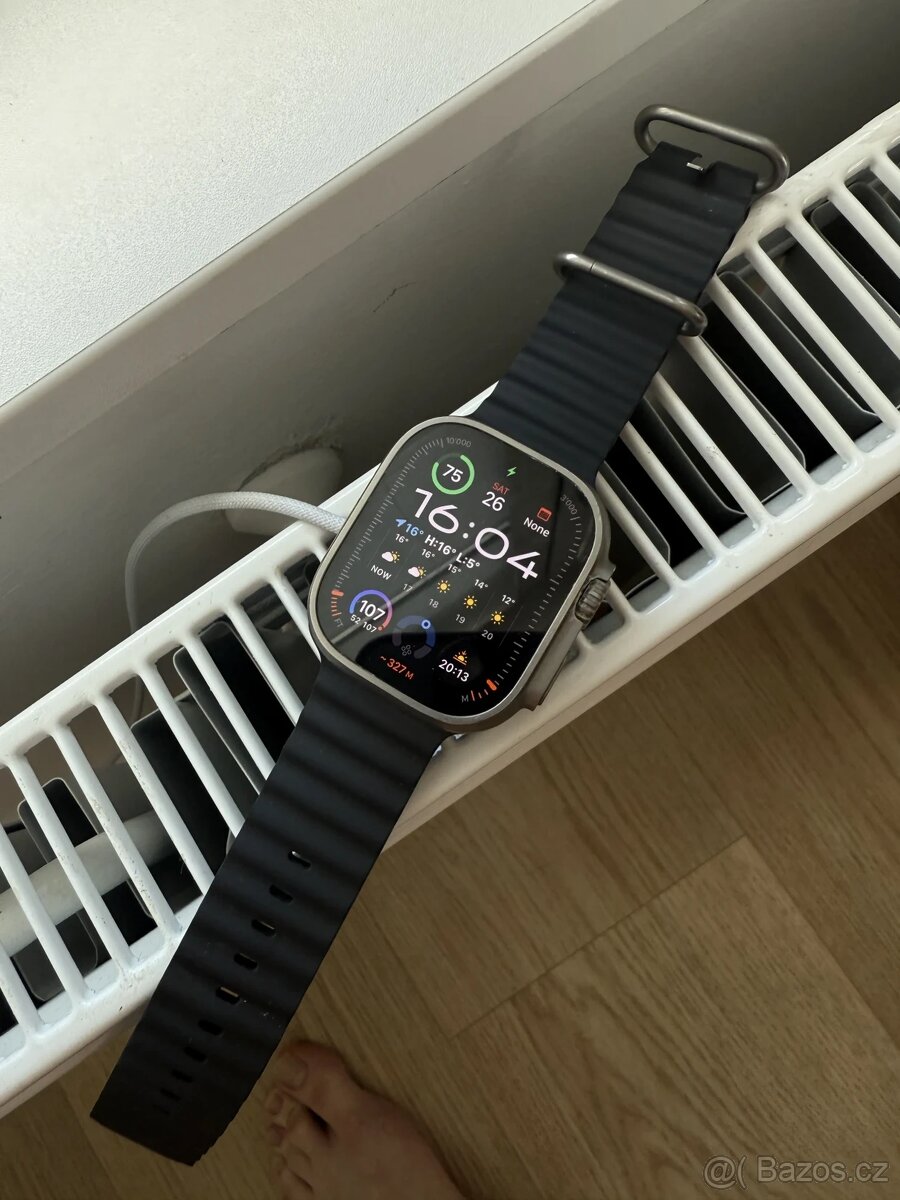 Apple Watch Ultra - 90% baterie