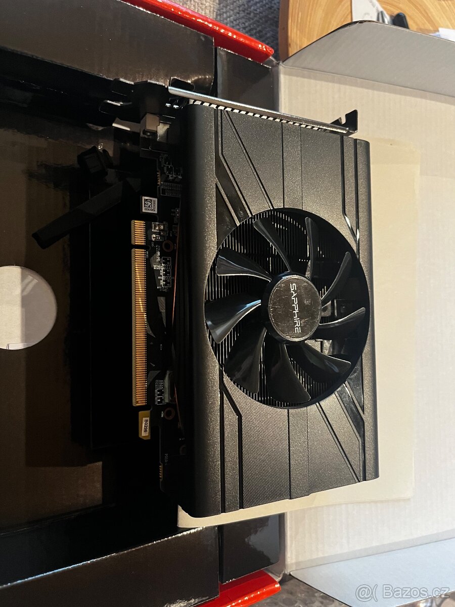 Grafická karta sapphire radeon rx570