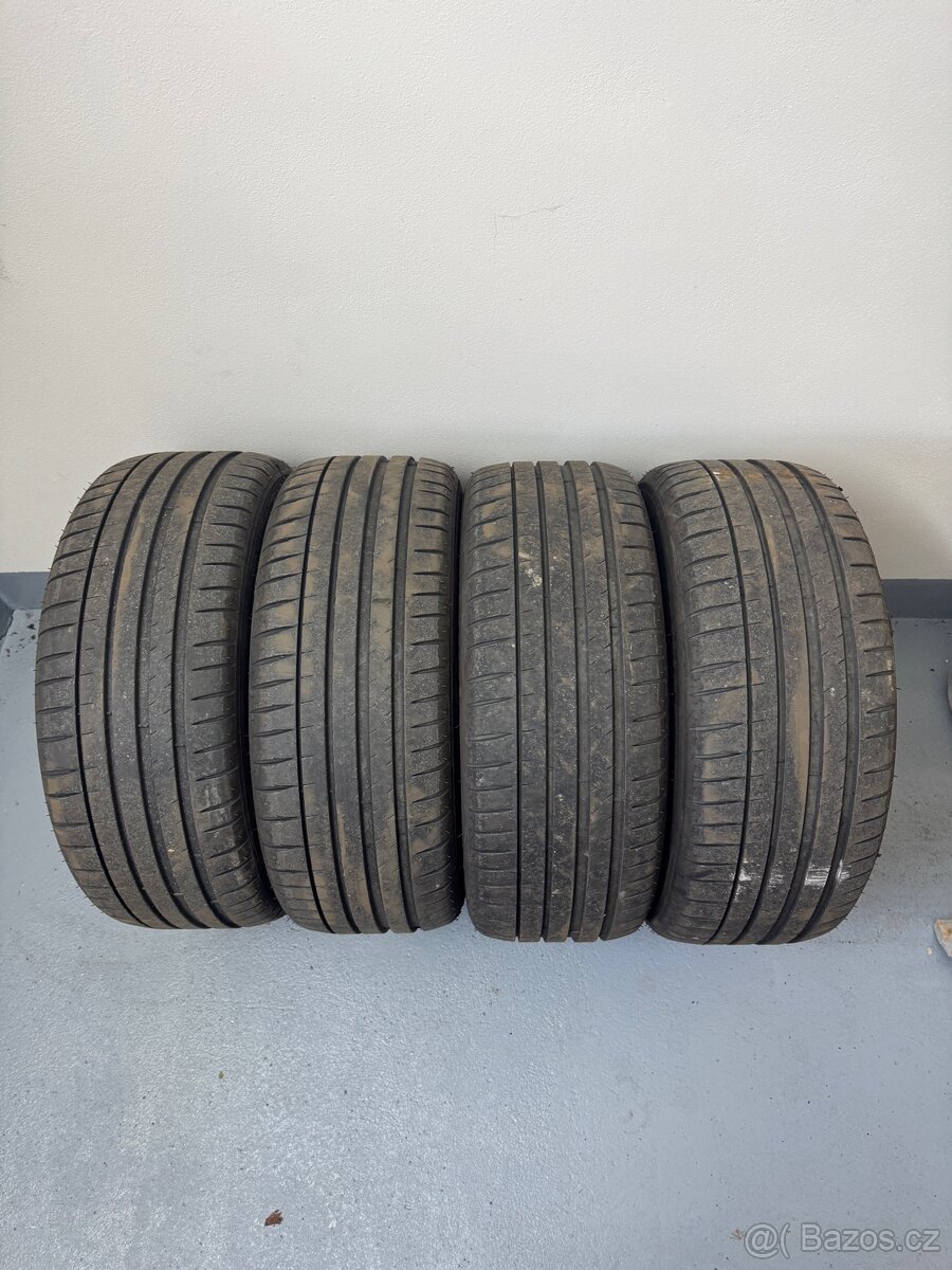 Michelin Pilot Sport 4, 225/45/17