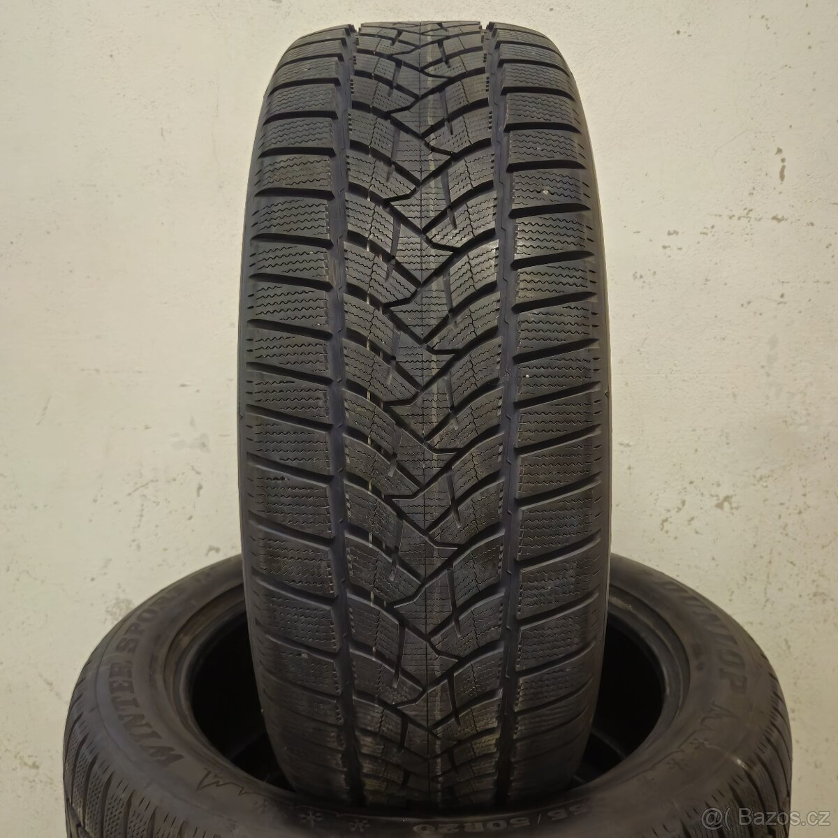 Zimní pneumatiky 7mm Dunlop 255/50 R20 A004