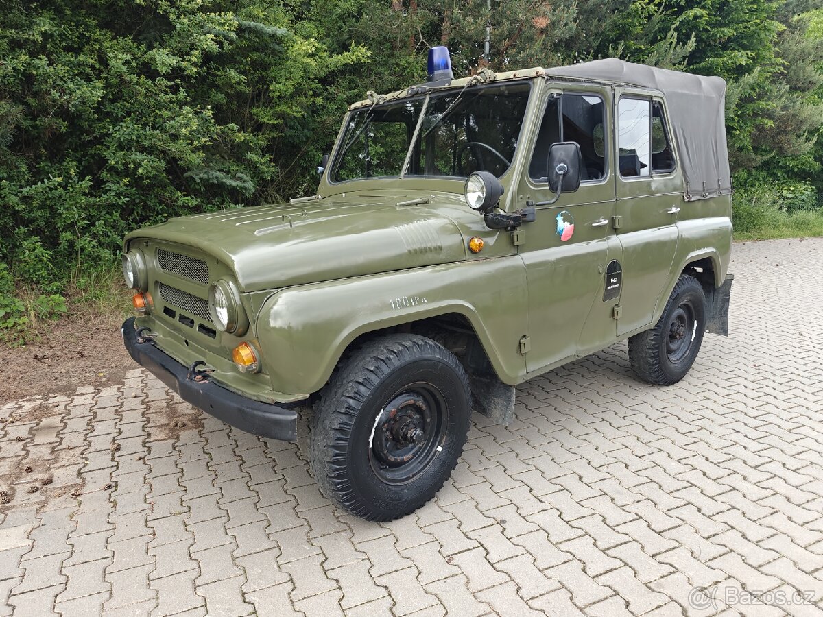 UAZ 469