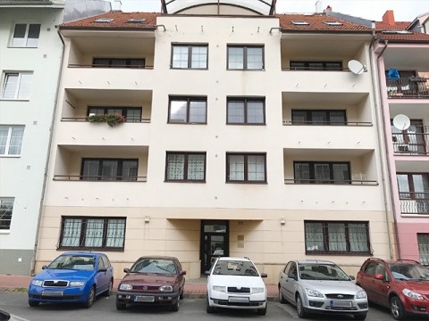 Pronájem bytu 1+1, 42 m2, Jičín