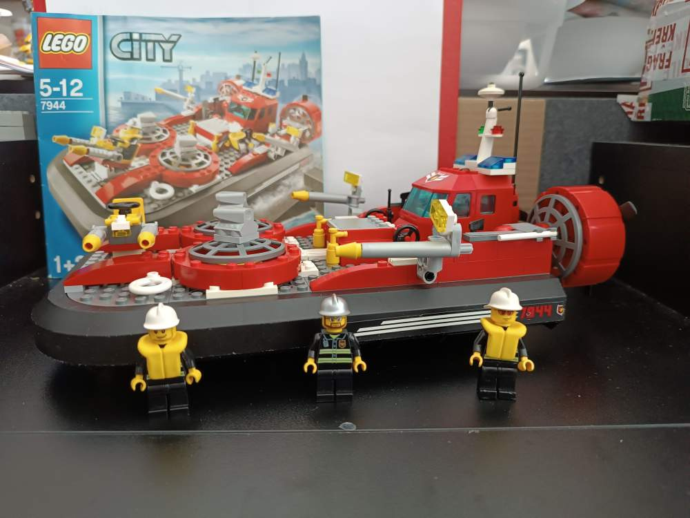 LEGO City 7944 Fire Hovercraft +návod