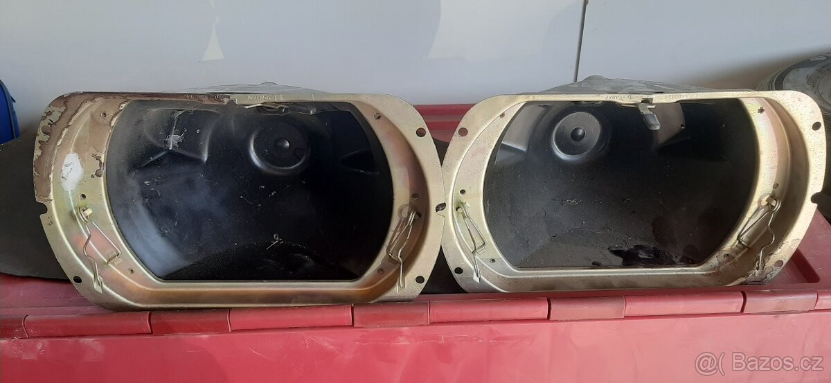 Hrnce svetel Avia Skoda