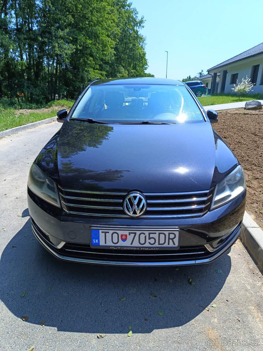 VW Passat Sedan 2,0 TDI, 103kW, koža, manuál