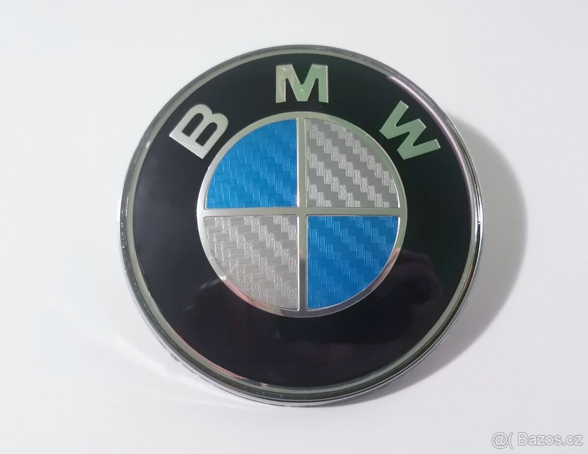 BMW přední i zadní znak modrobílý karbon 82mm