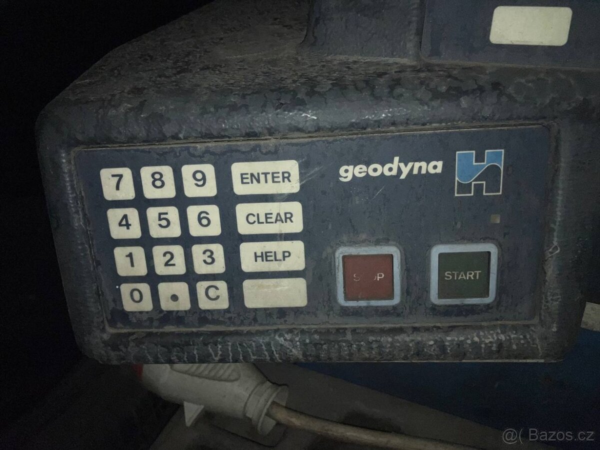 Vyvažovačka kol HOFMANN Geodyna 90p