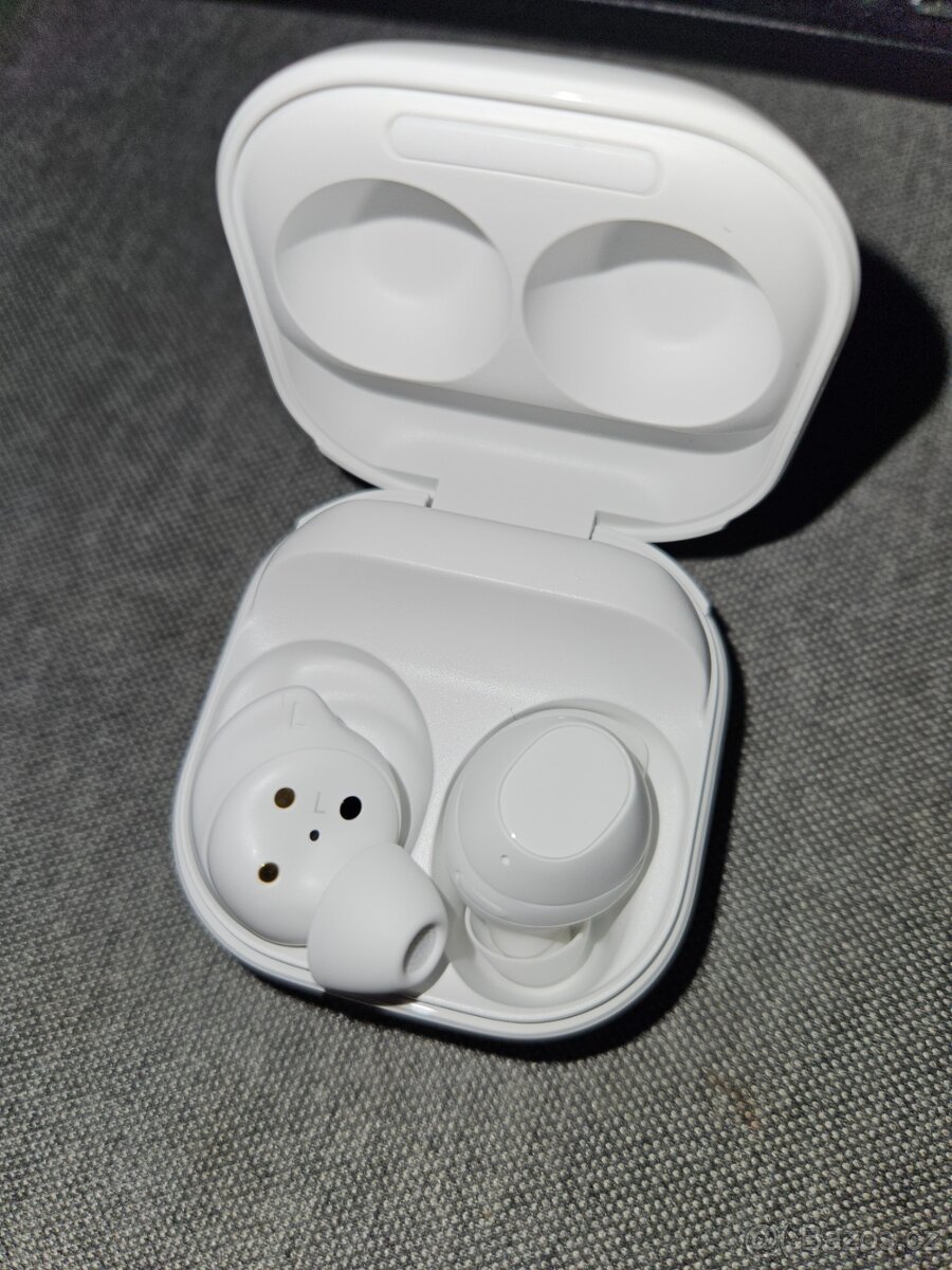Samsung Galaxy Buds FE