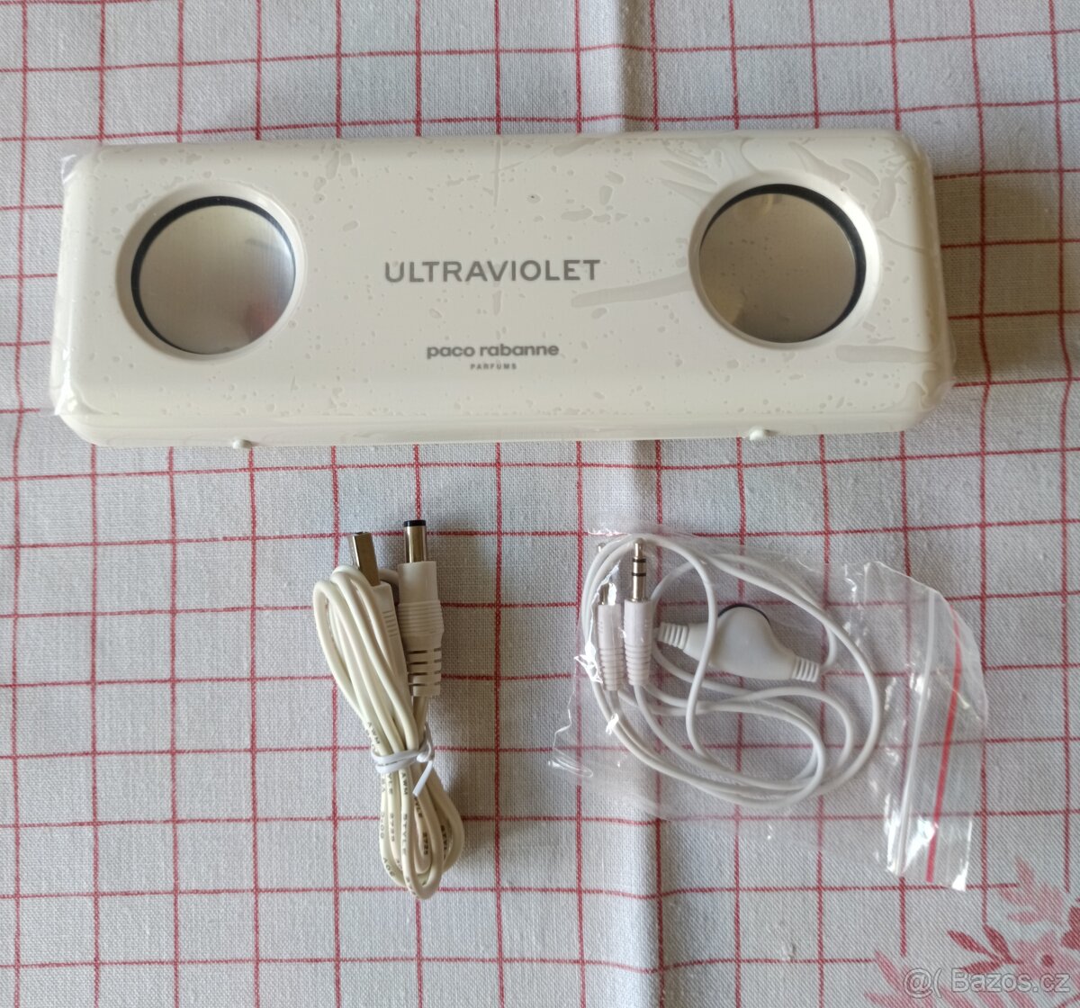 Reproduktor stereo pro přenosné MP3 a CD