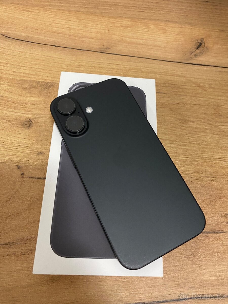 iPhone 16 128GB černý, 100% baterie
