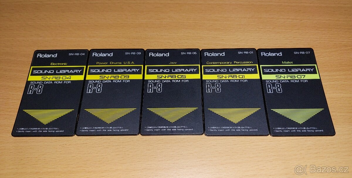 Roland R8  ROM karty