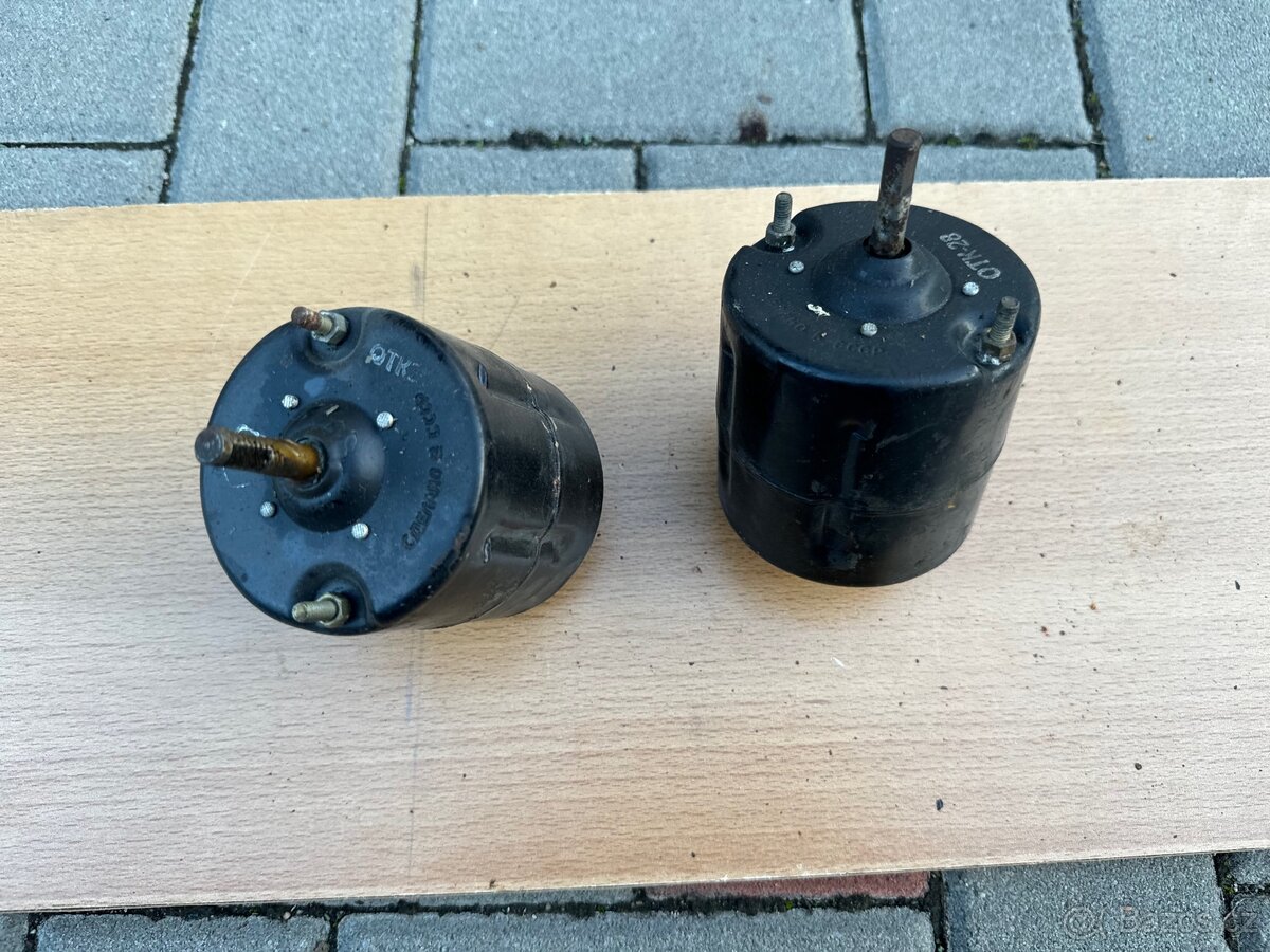 Volha Gaz 24, motorek topení, originál nové cccp