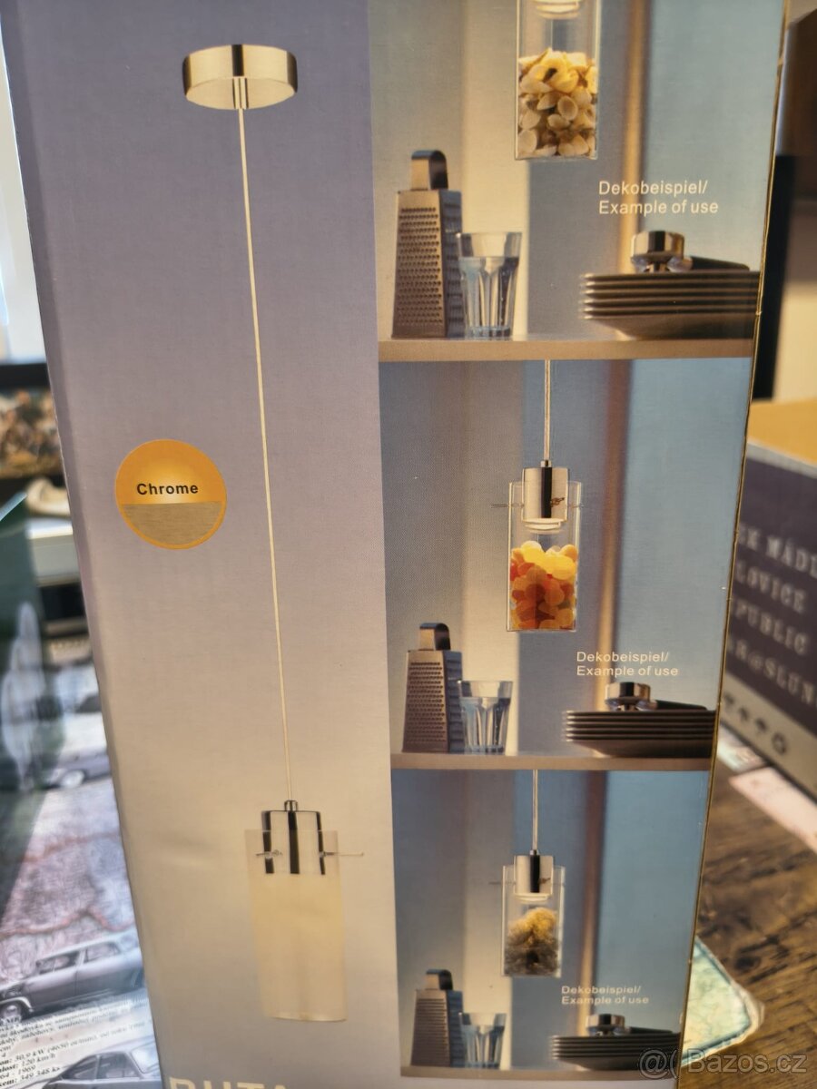 Prodám dvě skleněná světla