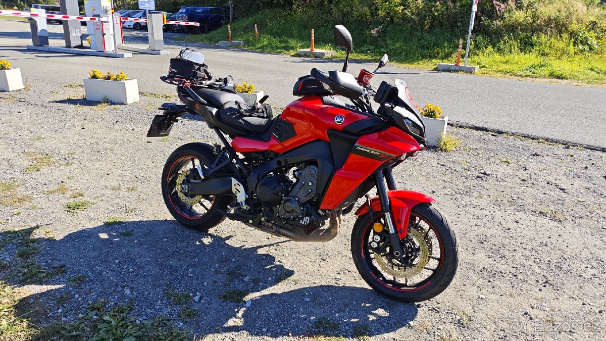 Tracer 9 r.v. 2021, 10t km