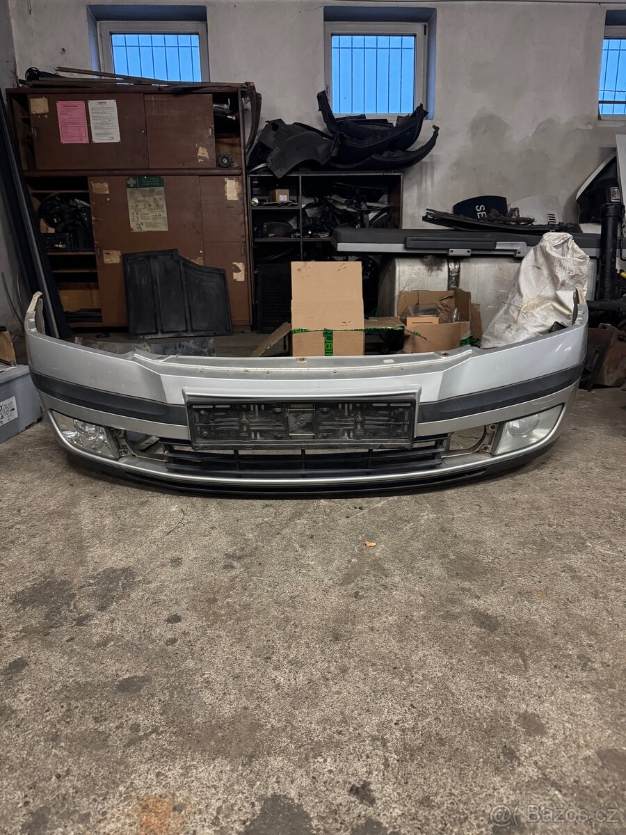 Prodám přední nárazník Škoda Octavia 2