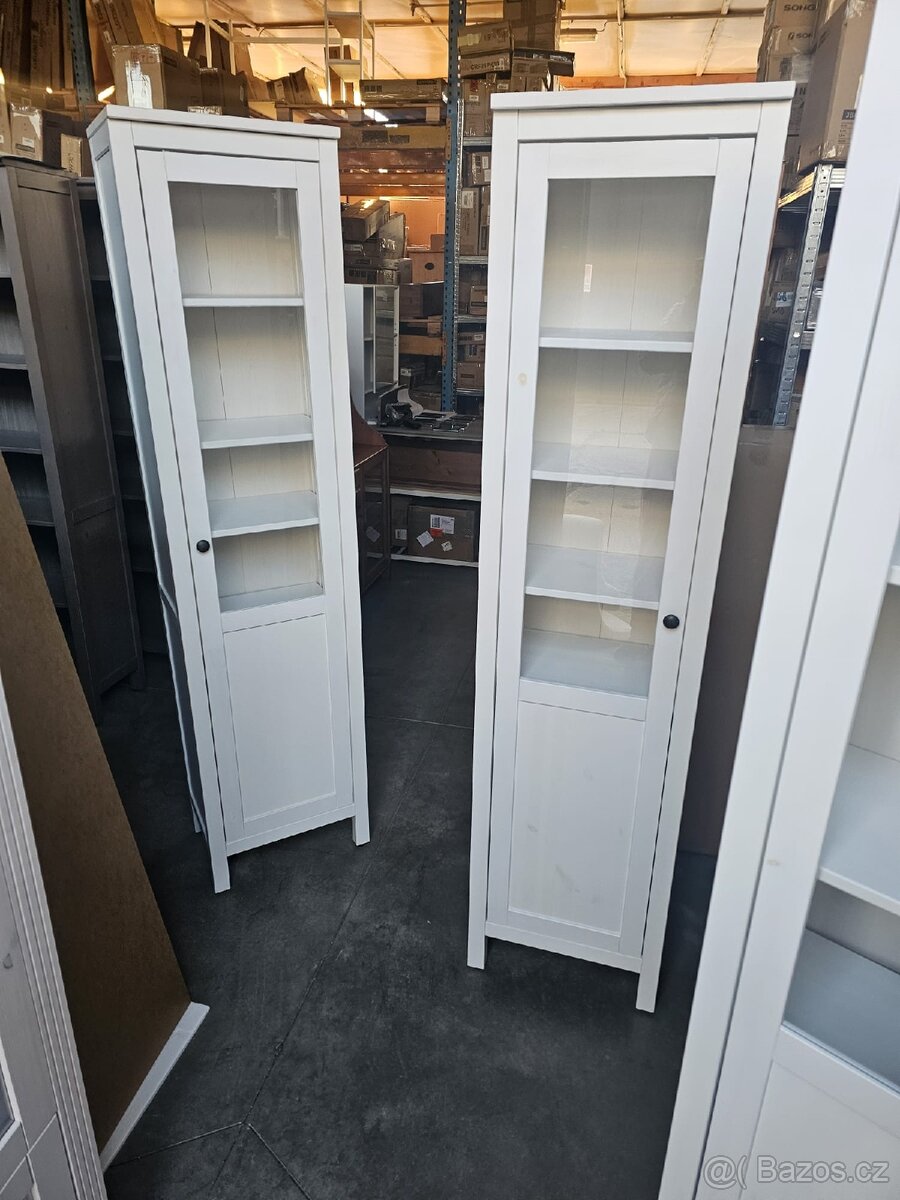 Vitrína ikea Hemnes