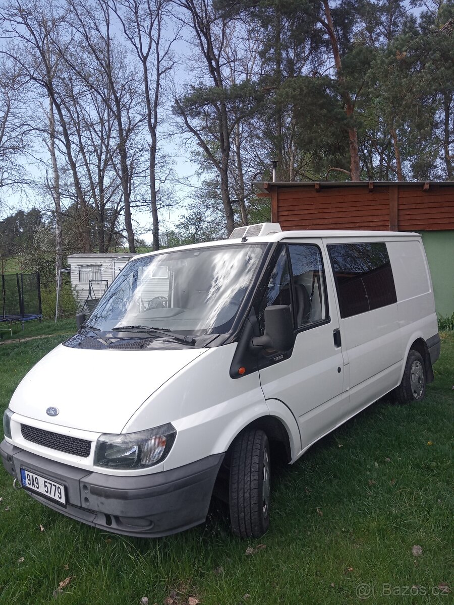 Obytná dodávka Ford Transit 2.0 Tdci