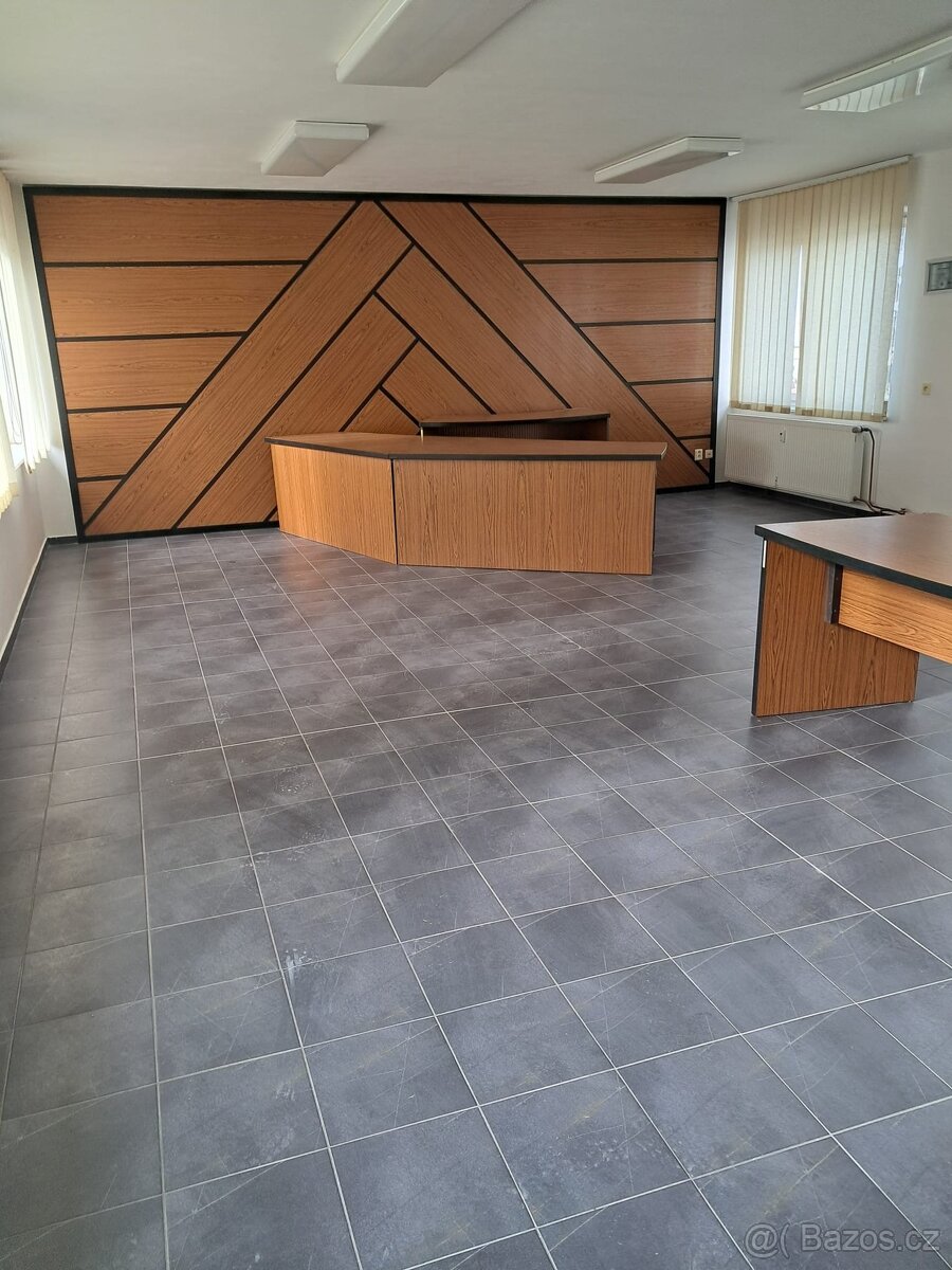 Pronájem, Kanceláře, 53,5m2 - Skuteč - Husova ul.