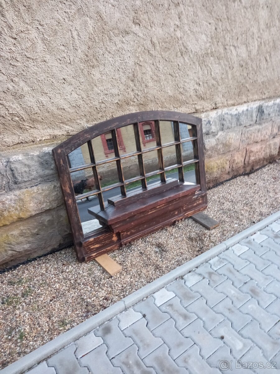 ZRCADLO