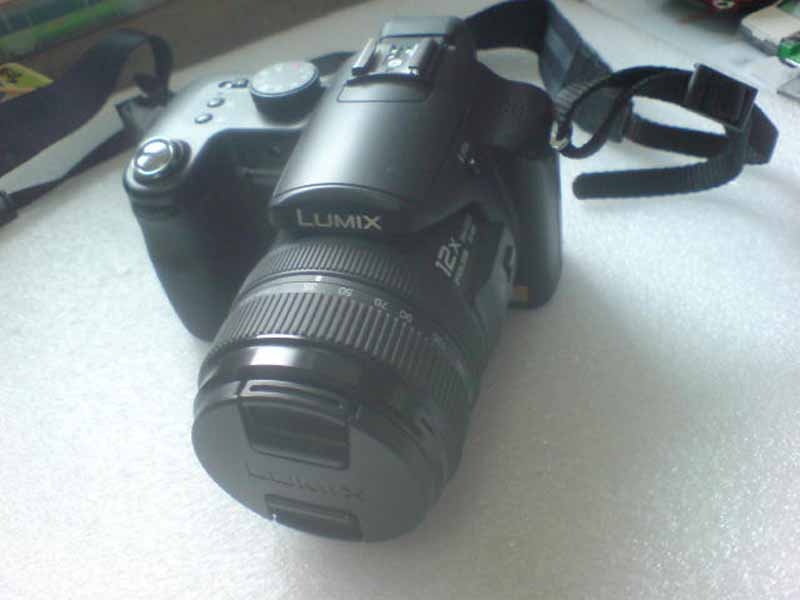 fotoaparát Panasonic DMC-FZ50, příslušenství a brašna