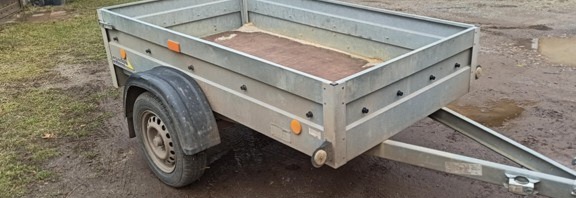 Vozík přívěs nákladní 750kg na opravu,s doklady,agados
