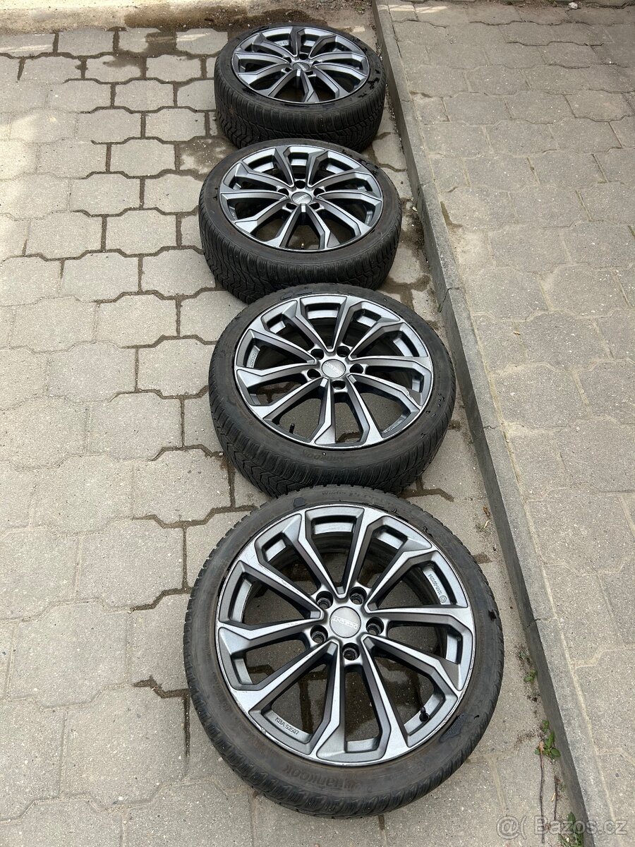 Alu kola Dezent 18 stříbrné 5x114