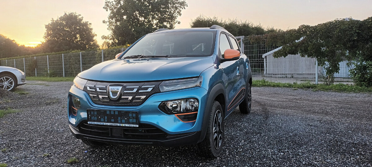 Dacia Spring, dojezd 150-250km, rychlonabíjení CCS