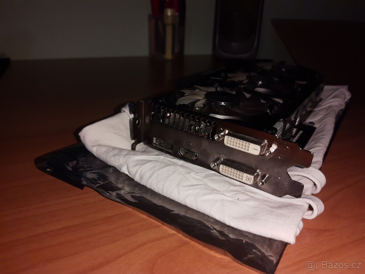 WINDFOORCE GV-N760OC-4GD REV:2.1