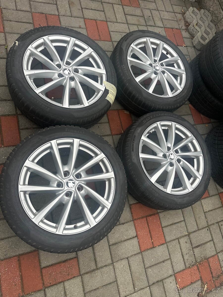 5x112 r18 215/50r18 zimní škoda karoq