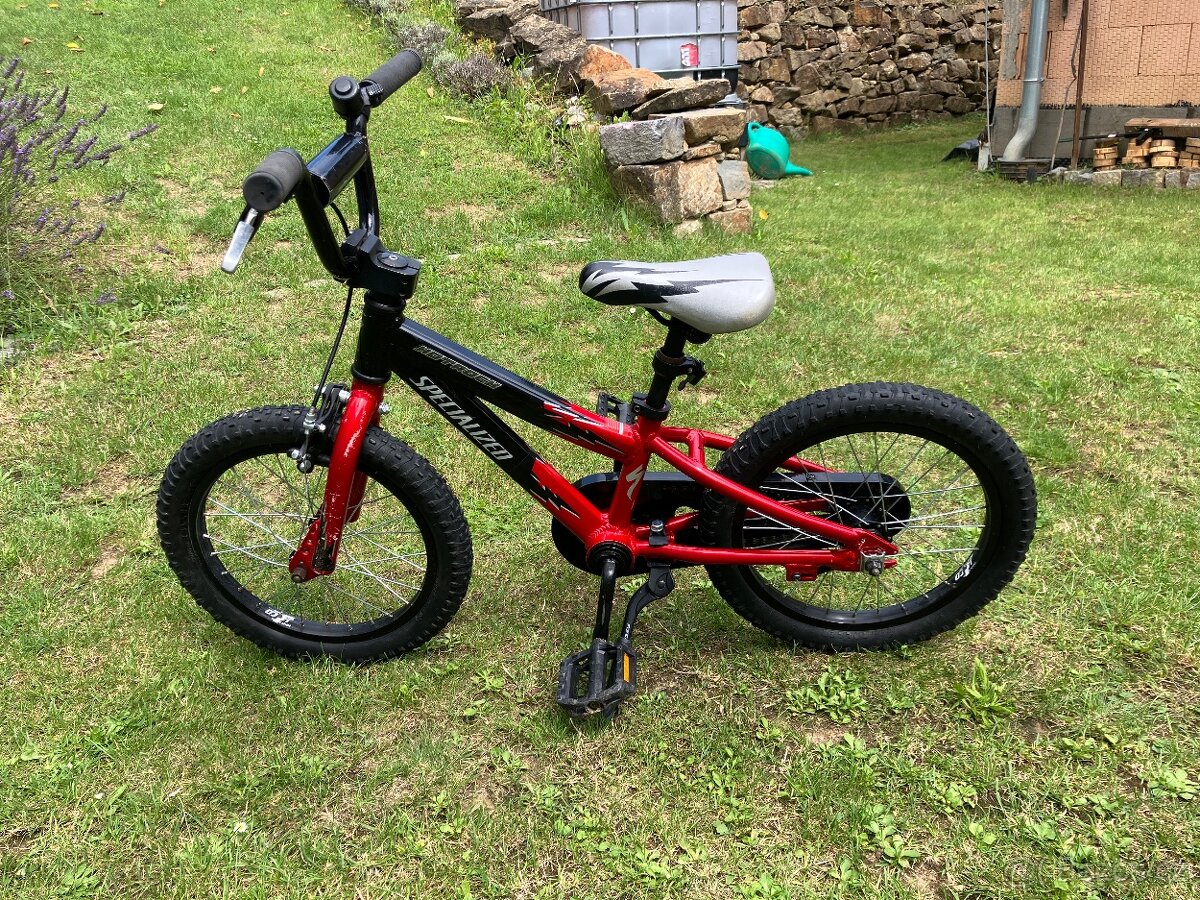 kolo Specialized Hotrock 16”