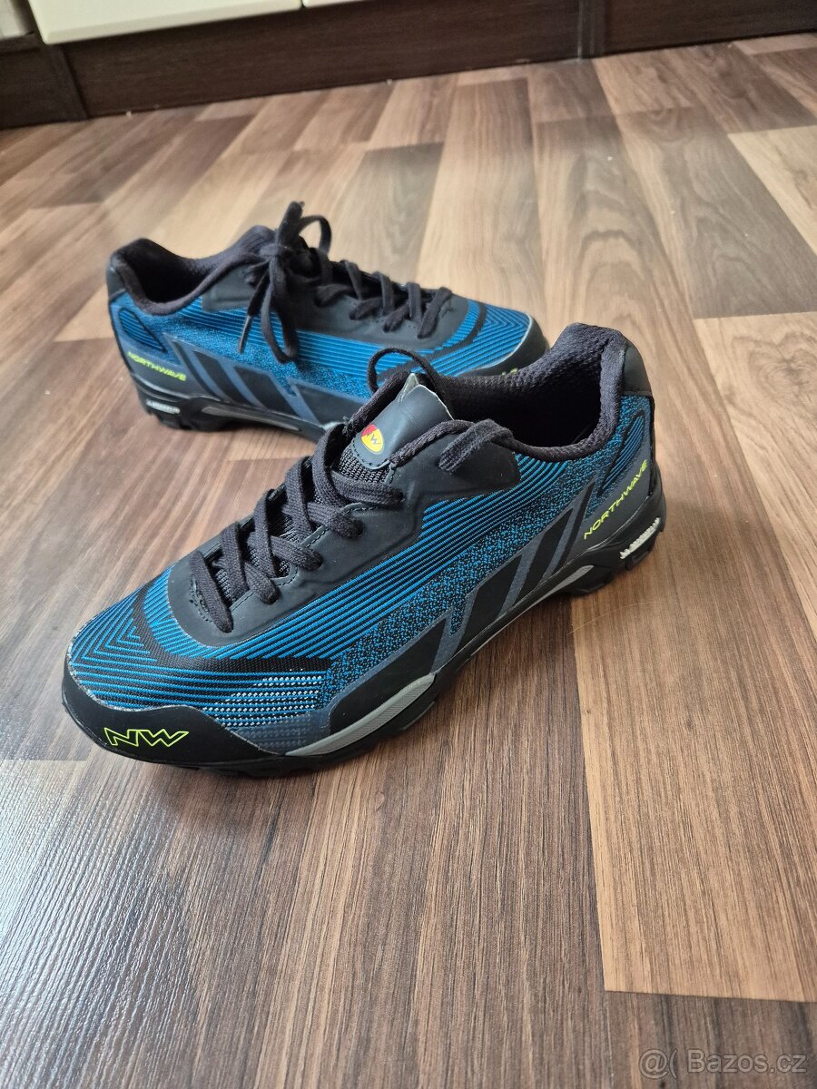 NORTHWAVE Tretry na kolo vel.39