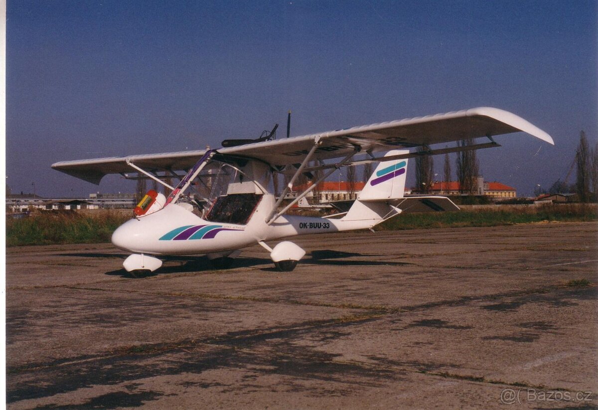 letadlo a stavebnice   kolibřík