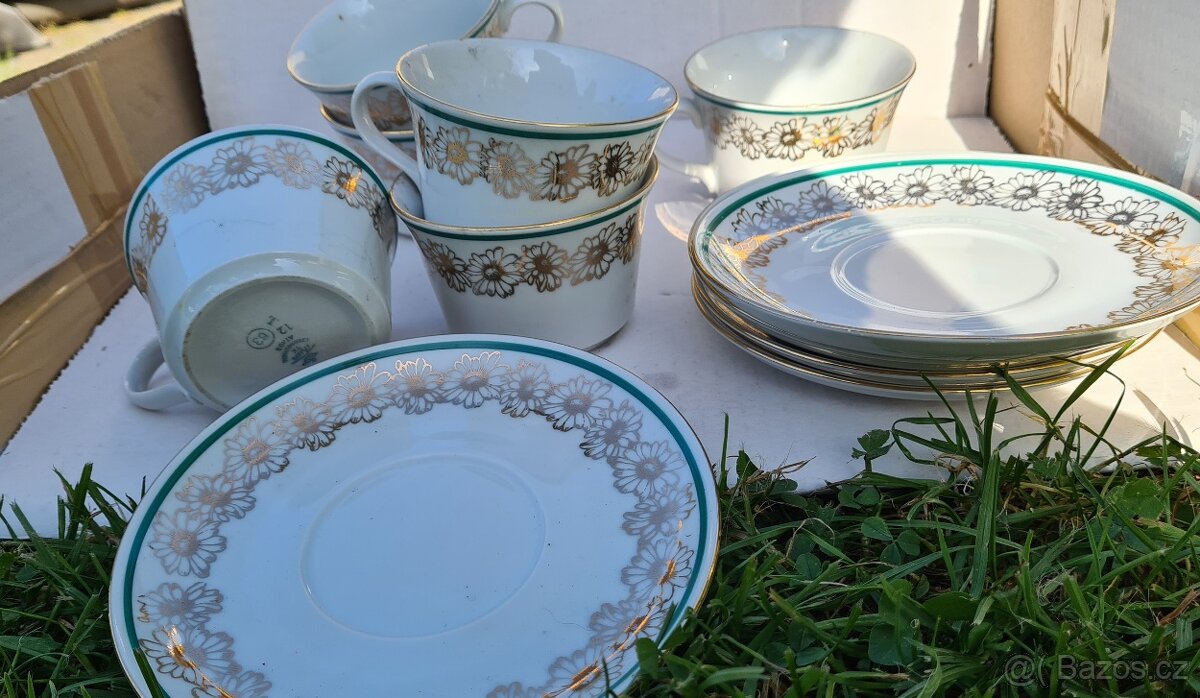 Hrnečky - set porcelán