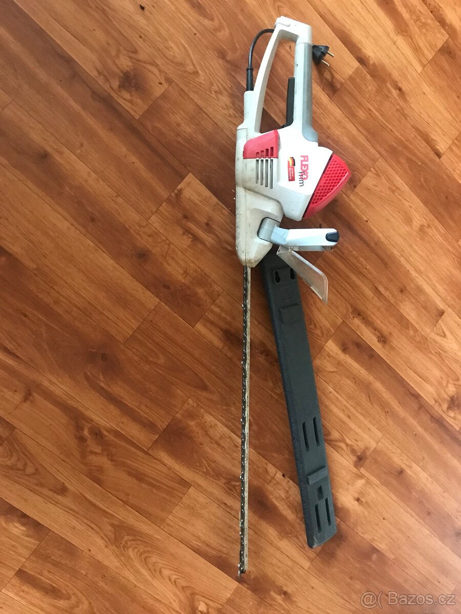 Elektrické nůžky na živý plot