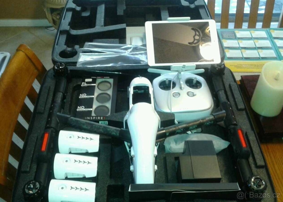 DJI Inspire 1 Drone Quadcopter s 1 dálkovým ovládáním