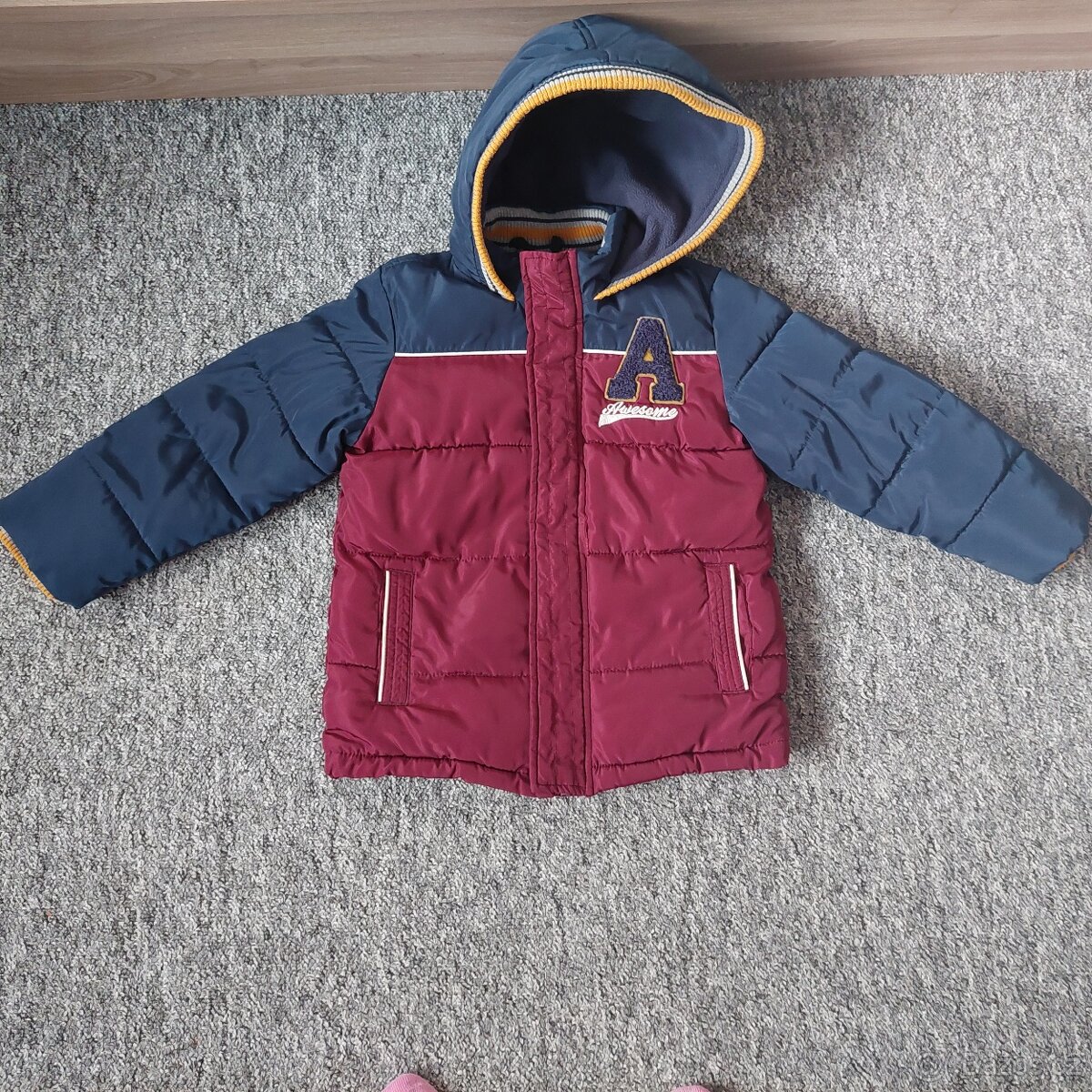 Teplá zimní bunda vel. 3/4 roky