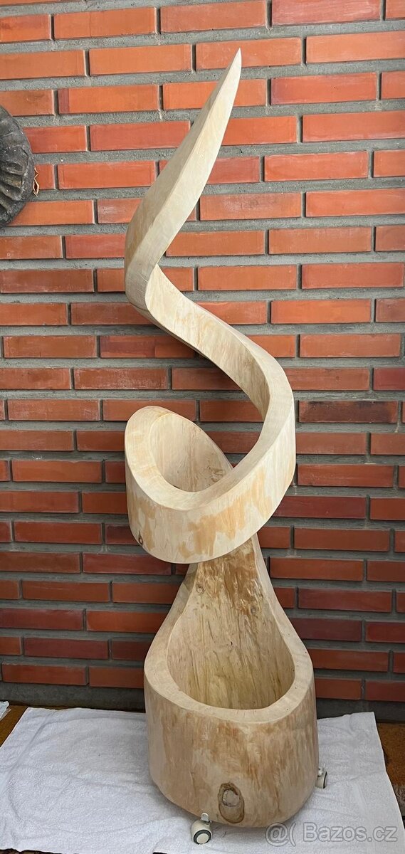 SPIRÁLA DŘEVĚNÁ DEKORACE