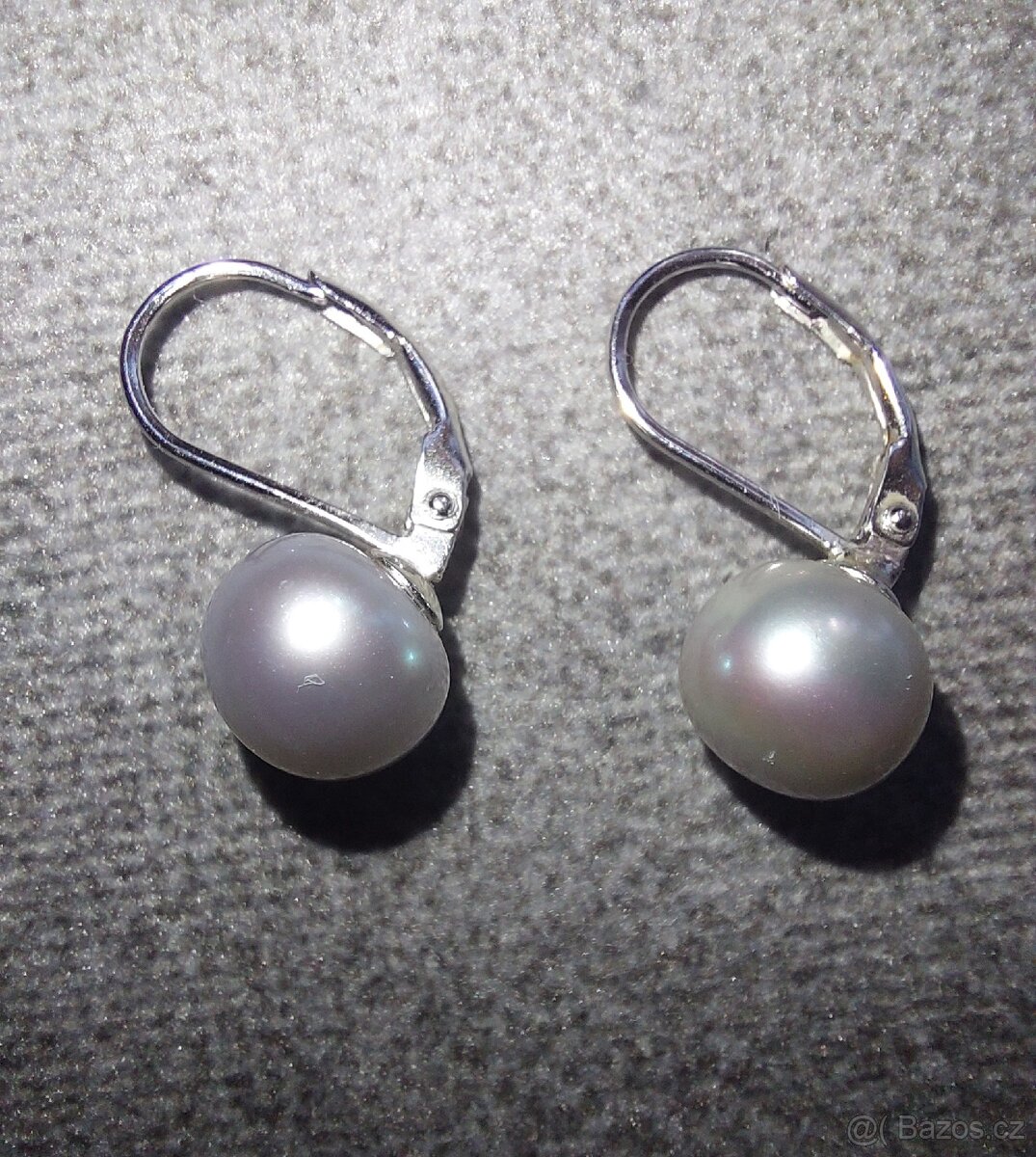 Stříbrné náušnice s pravými perlami – certifikát pravosti