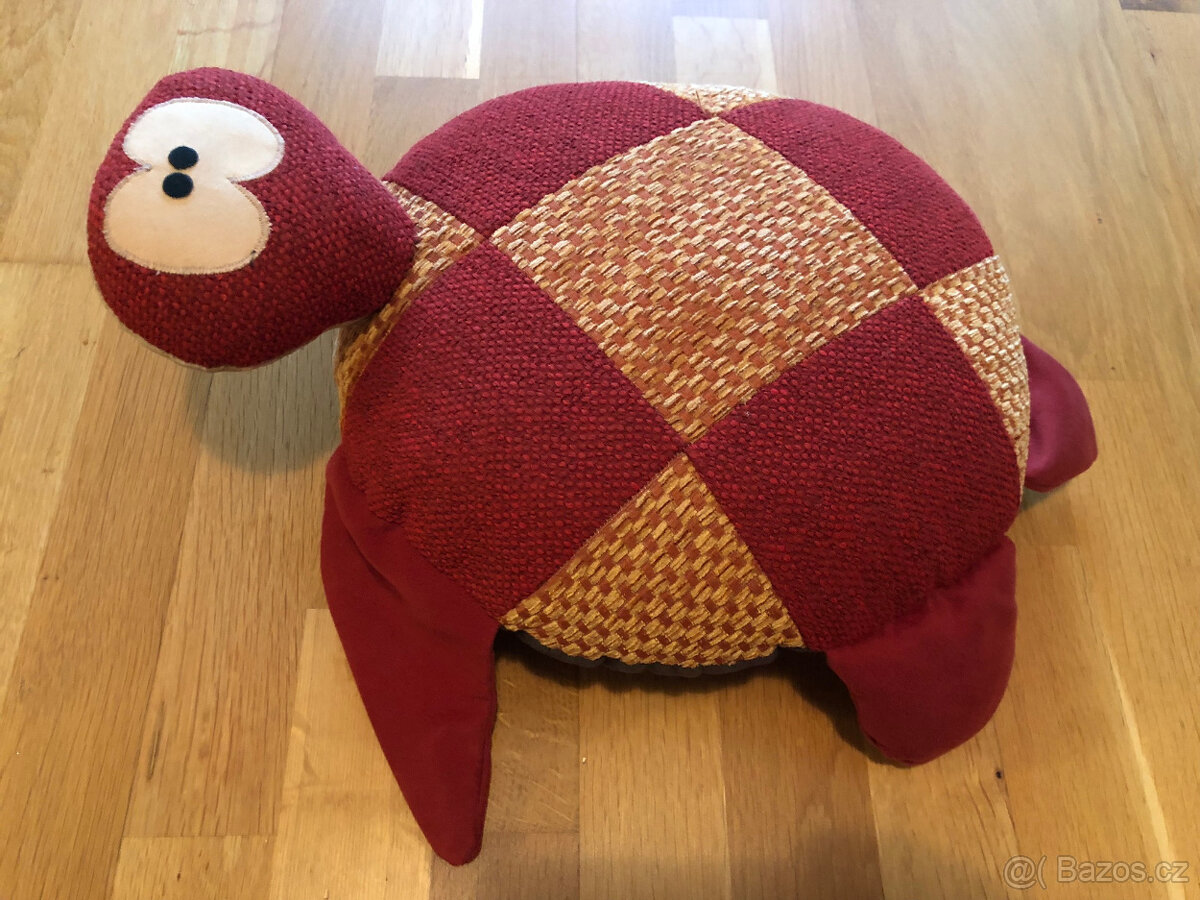 Sedací polštář želva