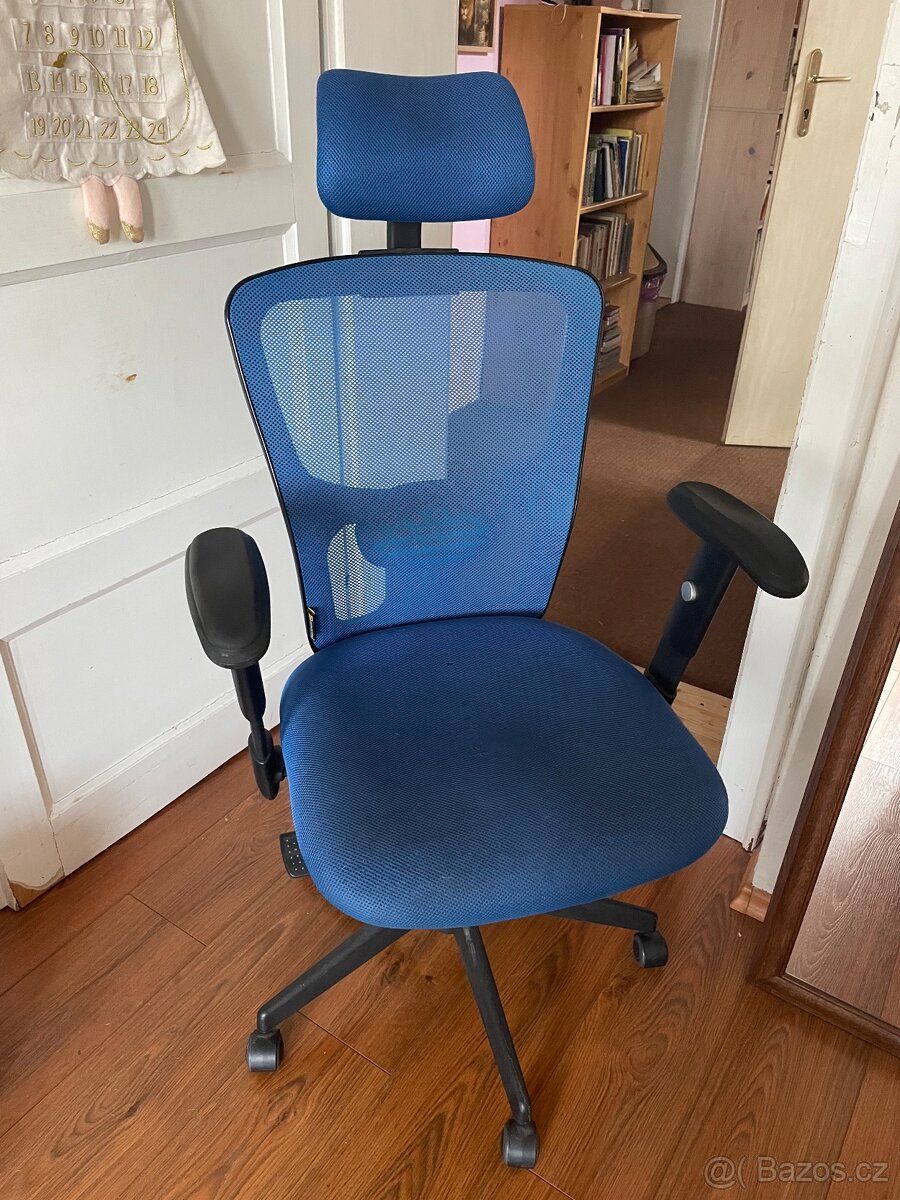 Kancelářská židle