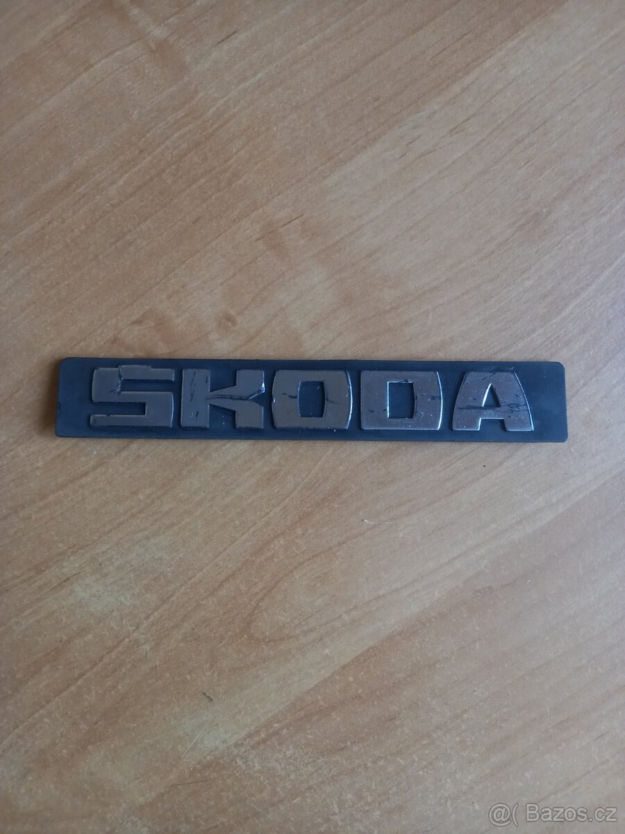 Znak Škoda 120