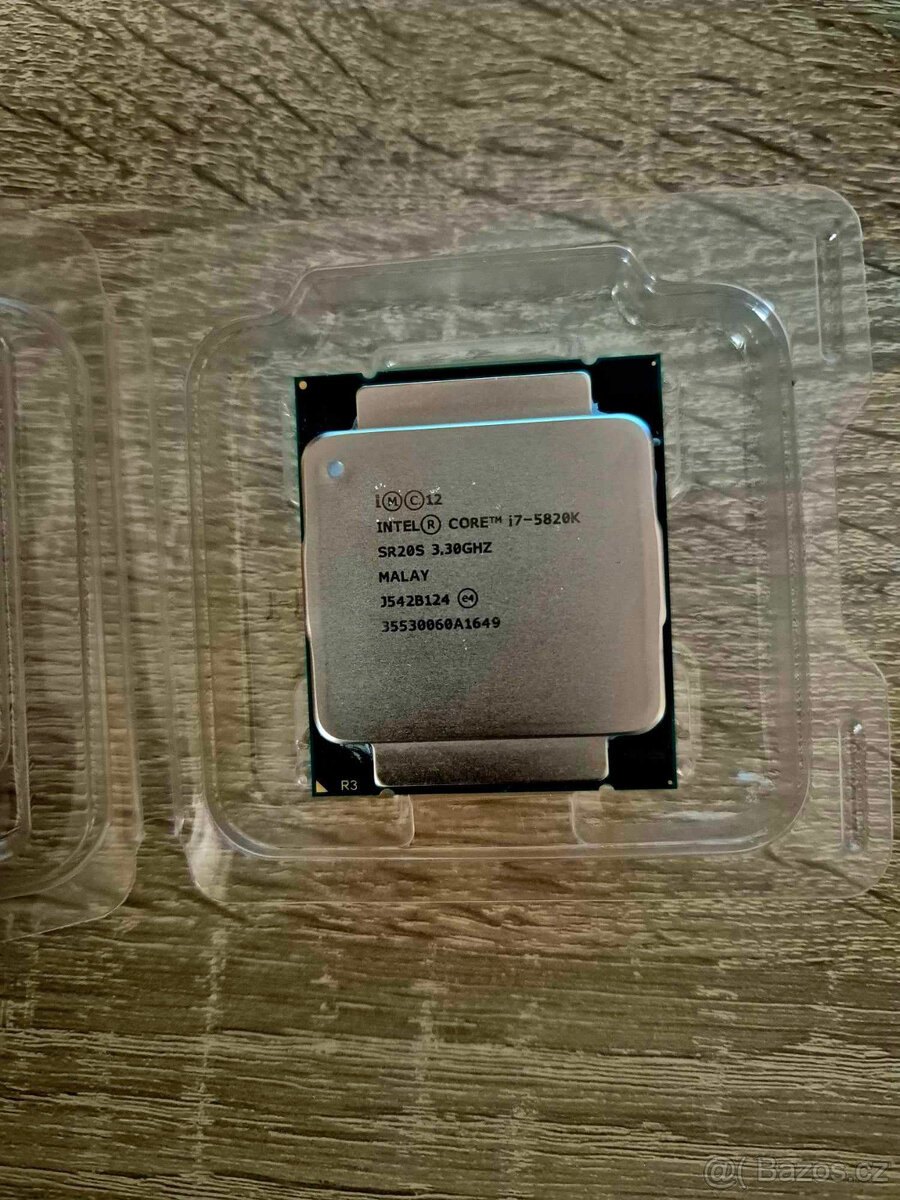 Intel Core i7-5820K,socket 2011-v3,6 jader-12 vláken,funkční