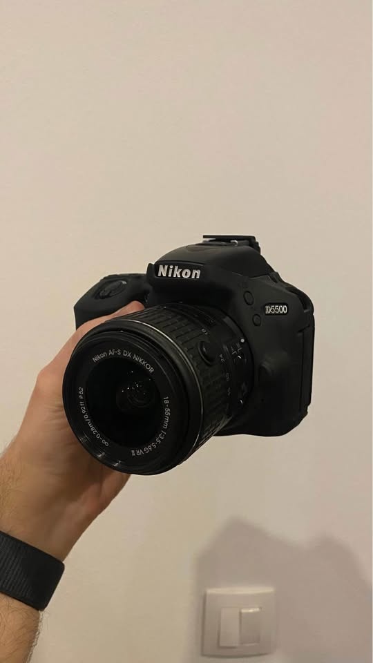 Nikon D5500 + 18–55 mm VR