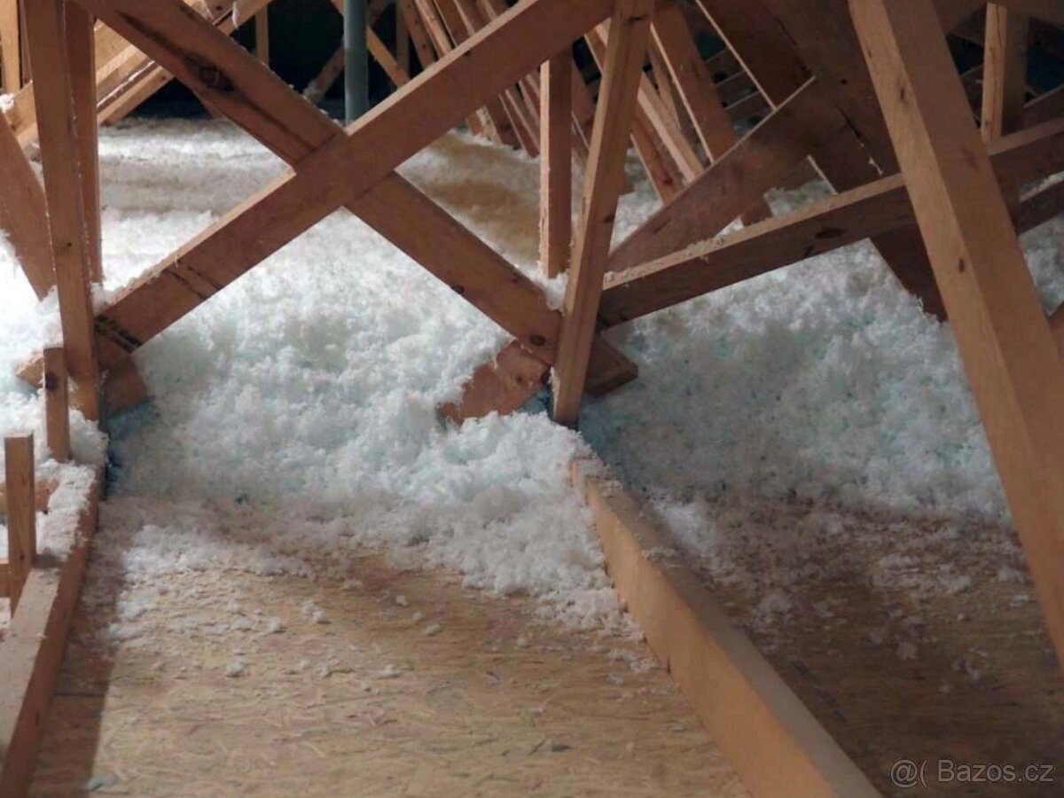 Foukaná minerální izolace -