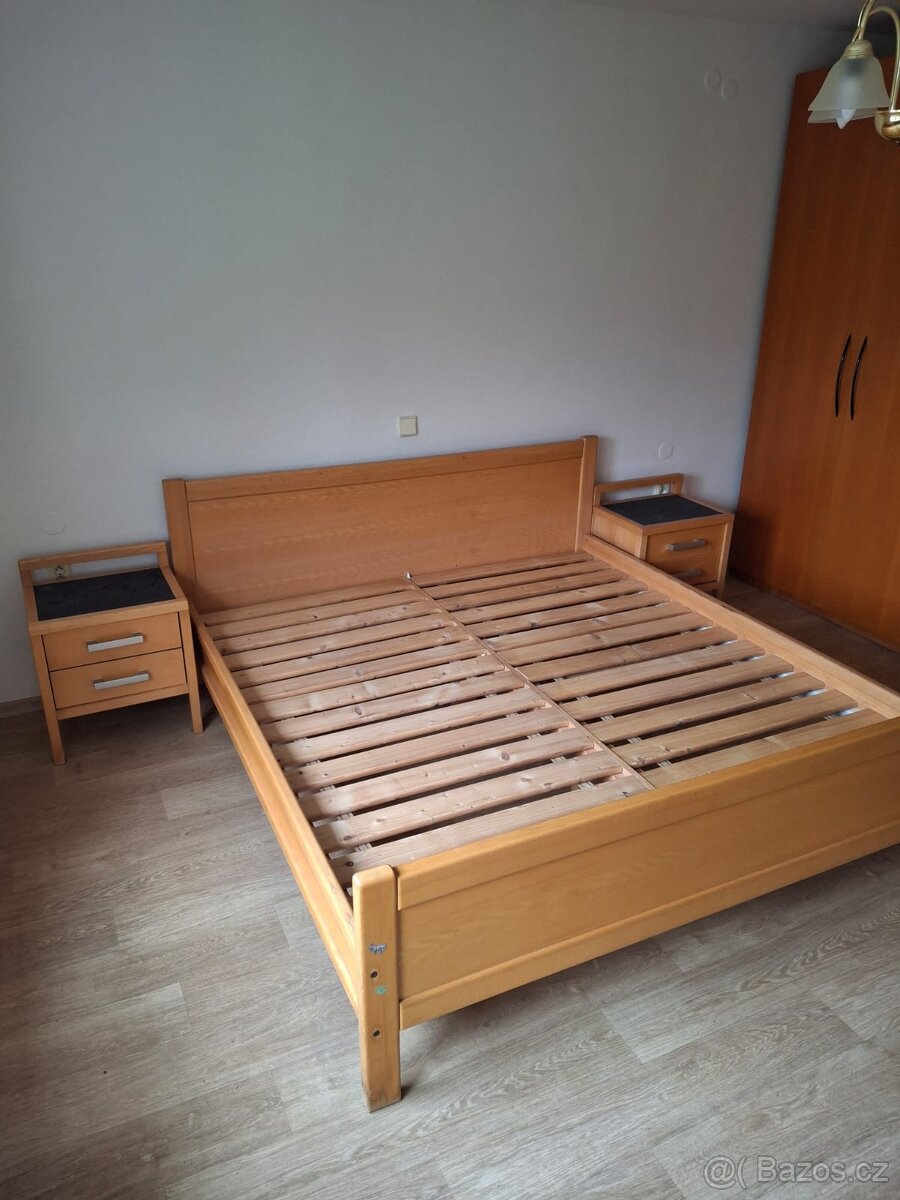 Manželská postel - buk - 180 x 200