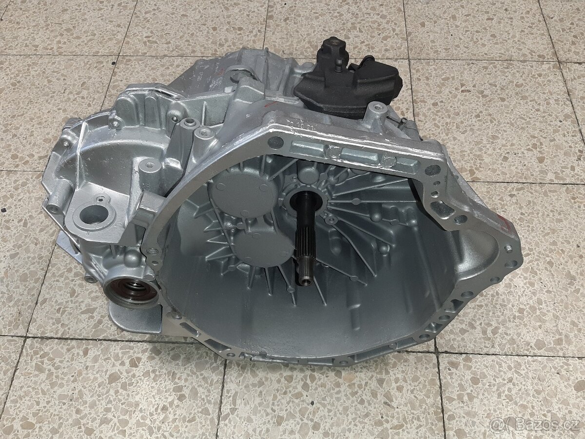 Převodovka Trafic Vivaro NV300 1.6 dCi PF6044