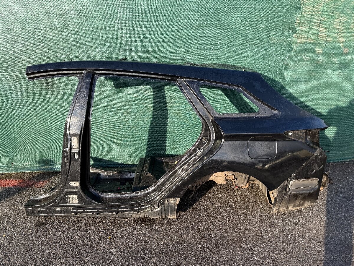 LEVÁ ZADNÍ BOČNICE HYUNDAI I40 KOMBI