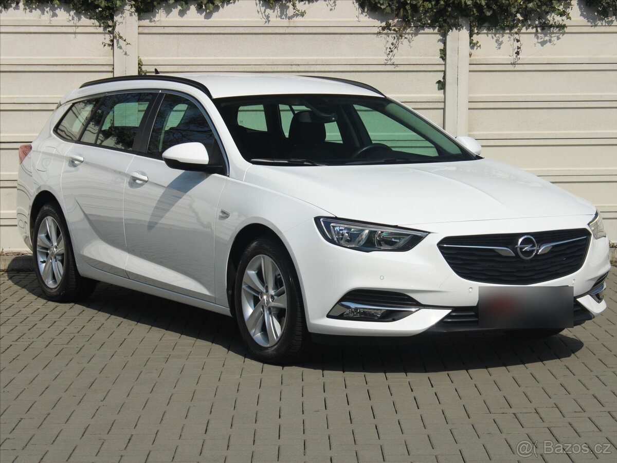 Opel Insignia 2,0 CDTi 125kW AT Edition ČR 1.maj 16V Sports